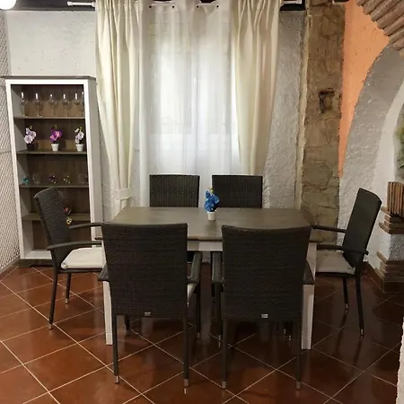 Tranquil House Perfect For Vacations بيت للعطل