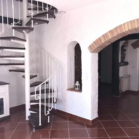 Tranquil House Perfect For Vacations بيت للعطل *