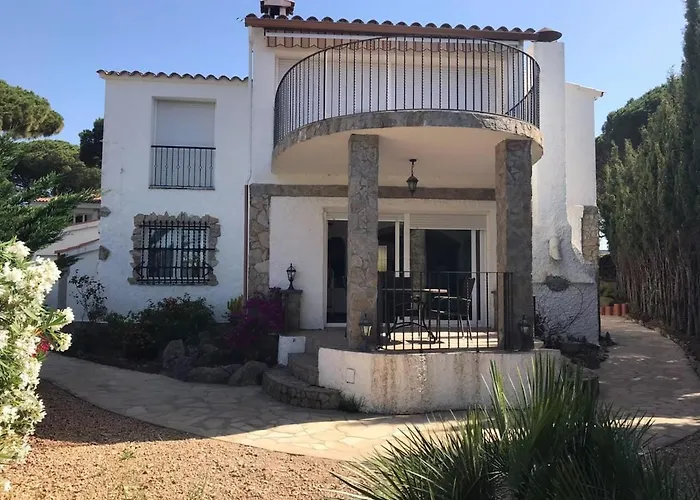 Dom wakacyjny Tranquil House Perfect For Vacations