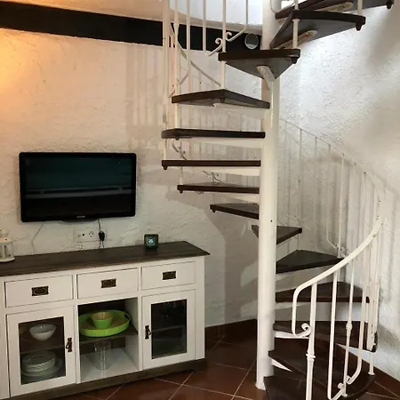 Будинок відпочинку Tranquil House Perfect For Vacations Платжа-д'Ару