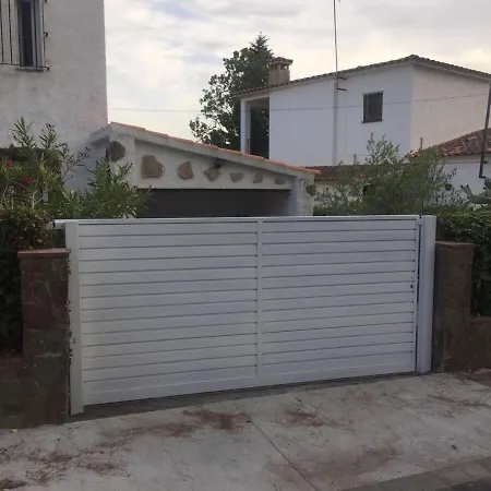 펜션 Tranquil House Perfect For Vacations *