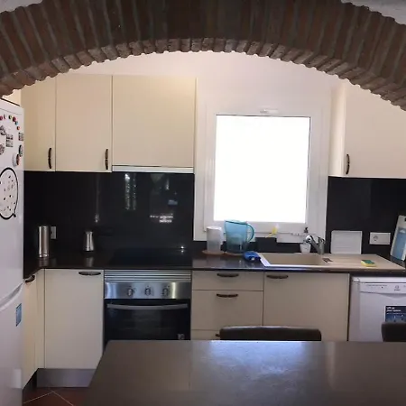 Tranquil House Perfect For Vacations 펜션