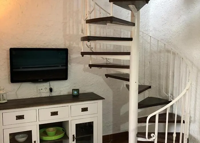 Дом отдыха Tranquil House Perfect For Vacations Платья-де-Аро