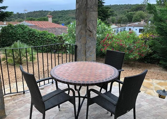 Tranquil House Perfect For Vacations Дом отдыха Платья-де-Аро