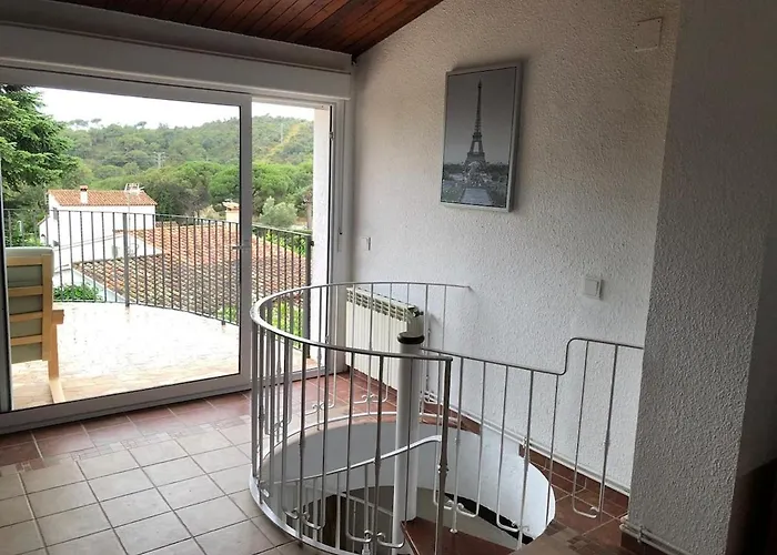 Tranquil House Perfect For Vacations * Платья-де-Аро